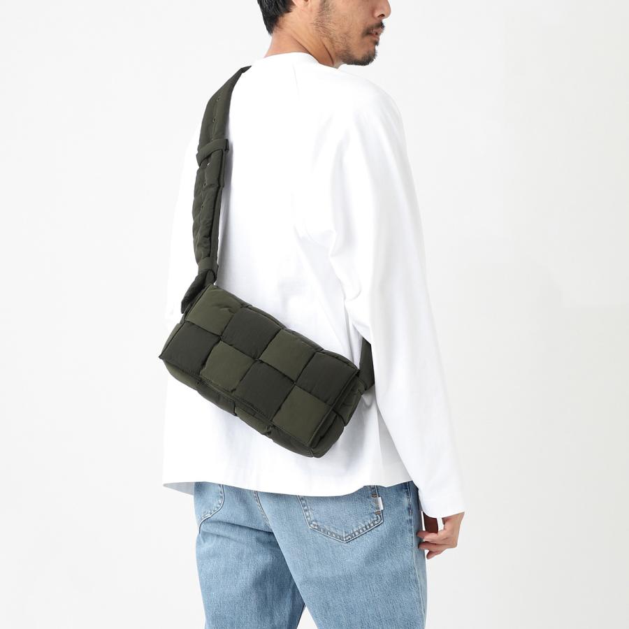 BOTTEGA VENETA ボッテガヴェネタ ショルダーバッグ PADDED