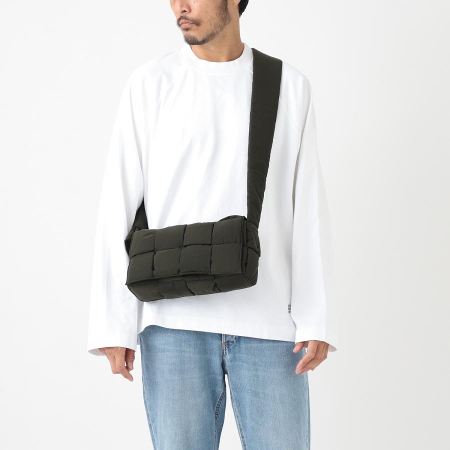 BOTTEGA VENETA（ボッテガ・ヴェネタ） ショルダーバッグ PADDED