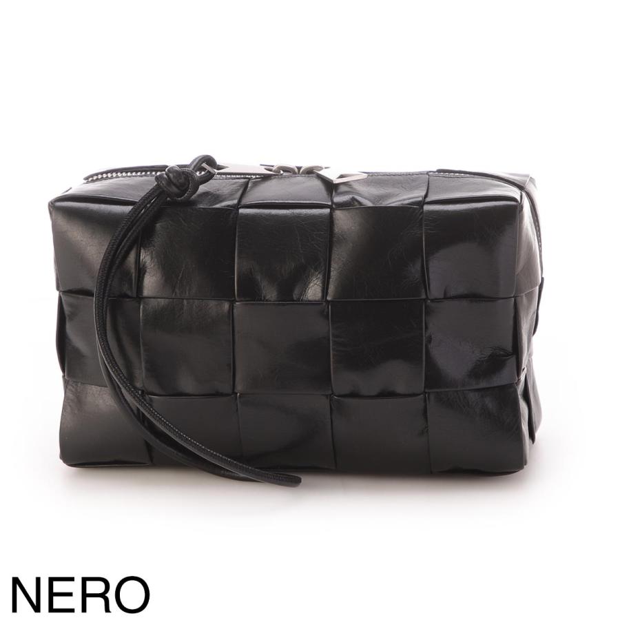 BOTTEGA VENETA（ボッテガ・ヴェネタ） クラッチバッグ WASH BAG