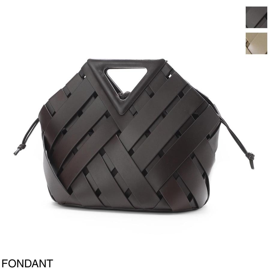 BOTTEGA VENETA（ボッテガ・ヴェネタ） ハンドバッグ POINT BASKET