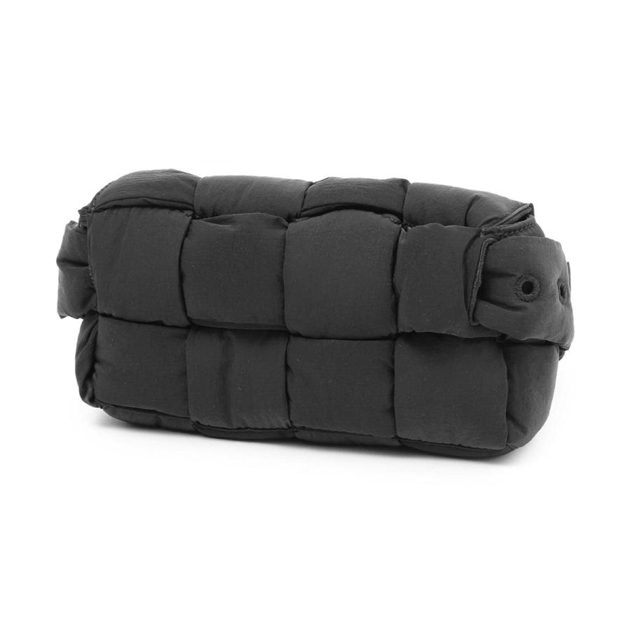 BOTTEGA VENETA ボッテガヴェネタ ベルトバッグ PADDED CASSETTE BOTTEGA VENETA ボッテガヴェネタ ベルトバッグ PADDED CASSETTE