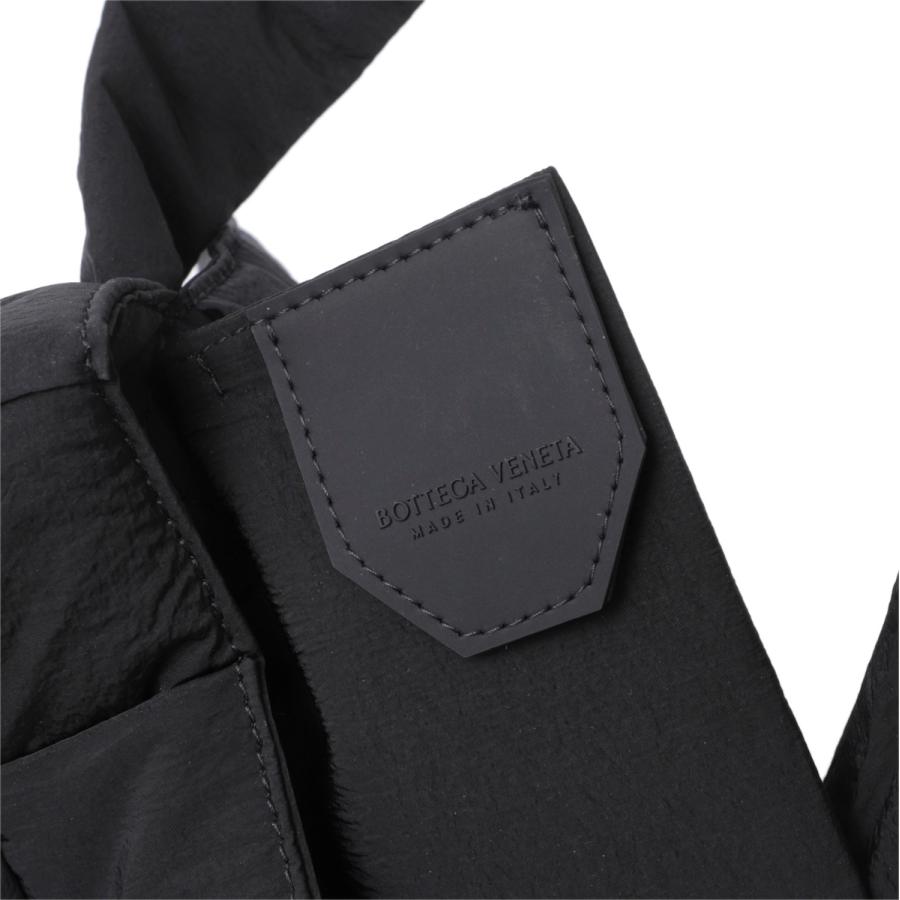 BOTTEGA VENETA ボッテガヴェネタ ベルトバッグ PADDED CASSETTE BOTTEGA VENETA ボッテガヴェネタ ベルトバッグ PADDED CASSETTE