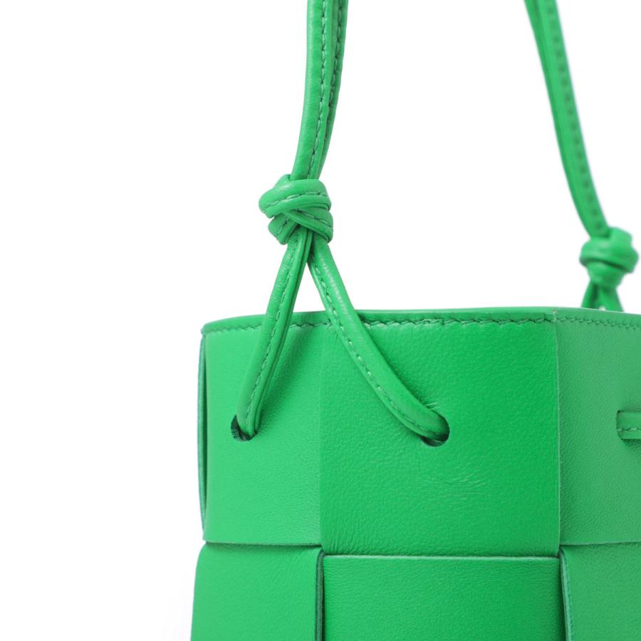 【最終値下げ】Bottega Veneta ボッテガ ボディバッグ グリーン BOTTEGA VENETA（バッグ ・ グリーン・カーキ/緑色系）のフリマ