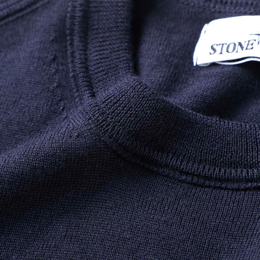STONE ISLAND（ストーン アイランド） クルーネックニット 524C4