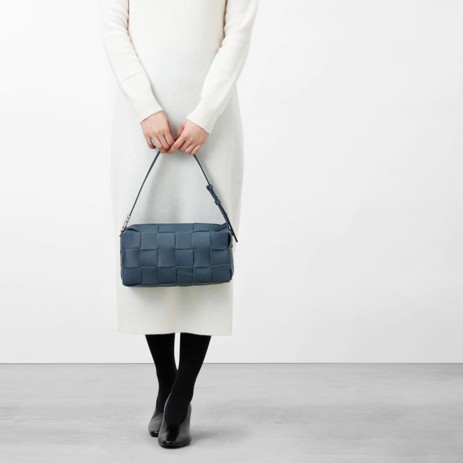 BOTTEGA VENETA ボッテガヴェネタ ショルダーバッグ BRICK CASSETTE 