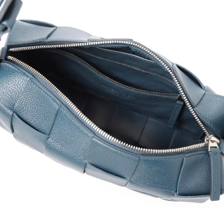 BOTTEGA VENETA（ボッテガ・ヴェネタ） ショルダーバッグ BRICK