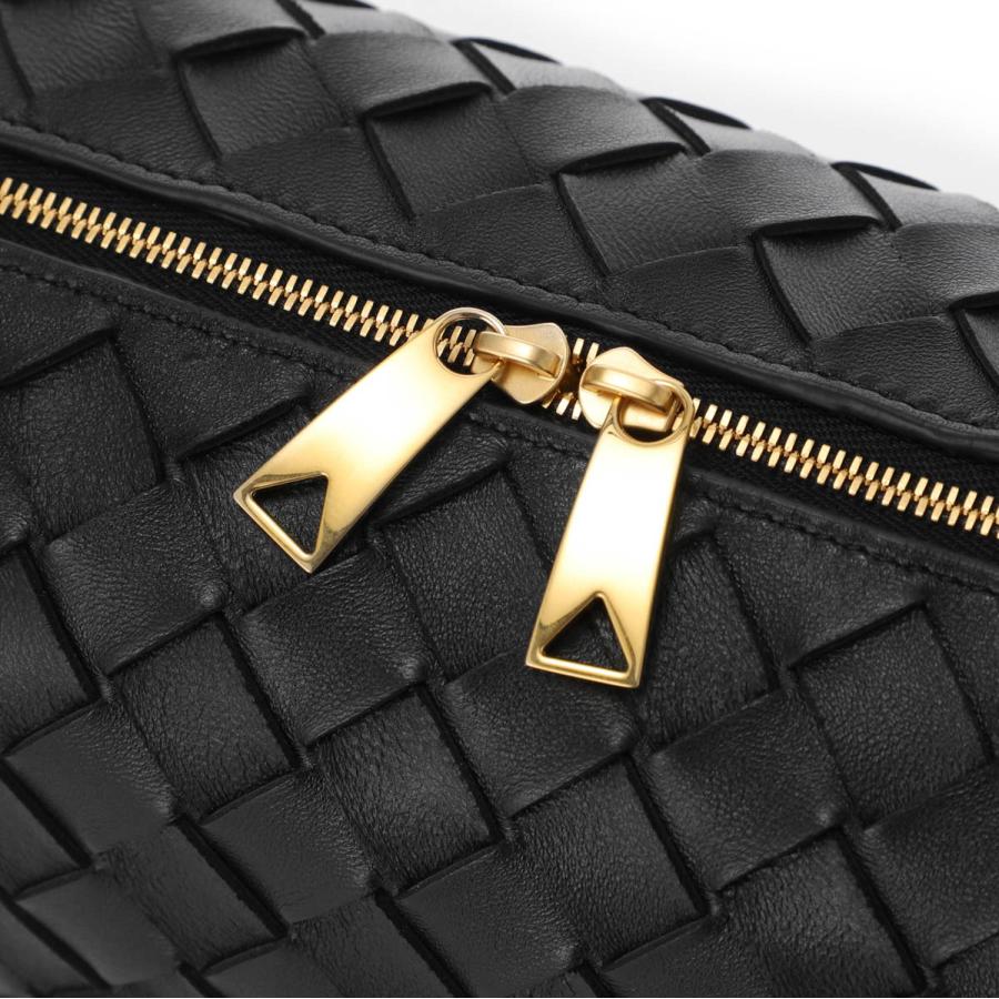 BOTTEGA VENETA（ボッテガ・ヴェネタ） ショルダーバッグ SMALL LOOP