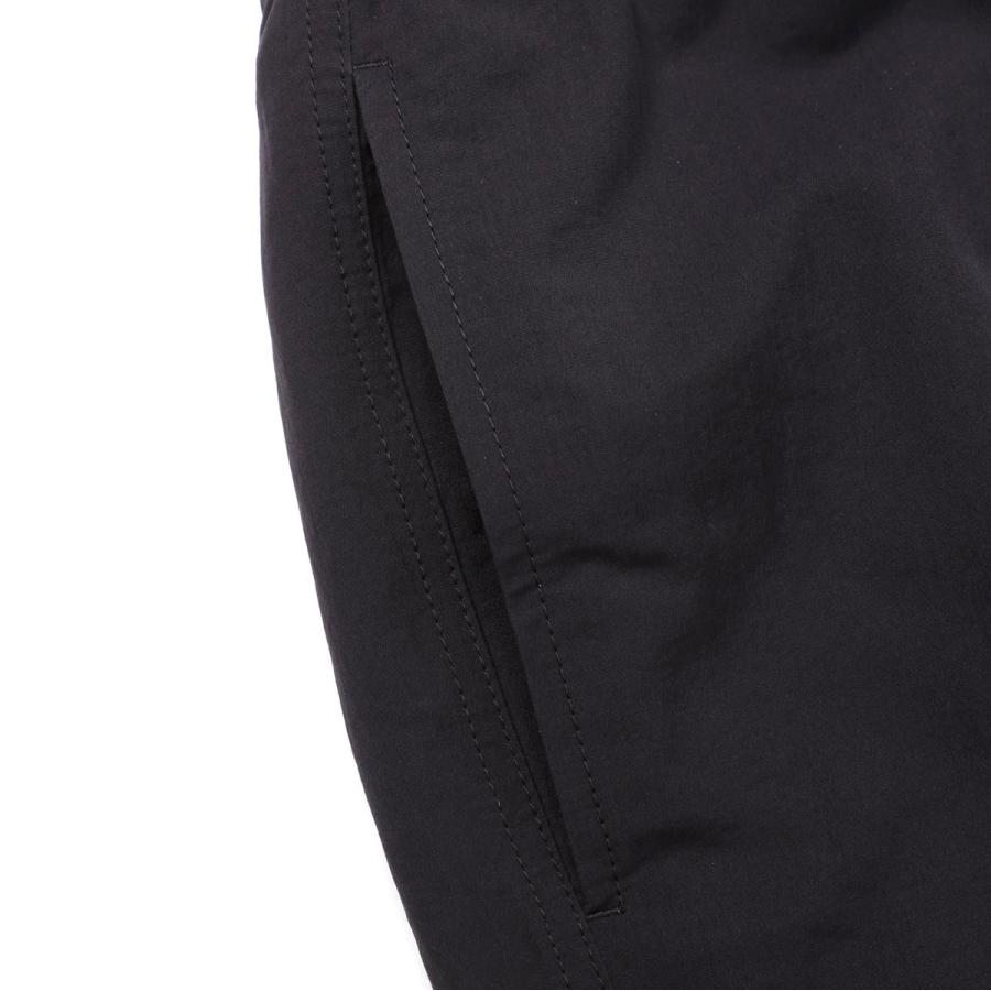 BOTTEGA VENETA（ボッテガ・ヴェネタ） スイムショーツ 水着 ブラック