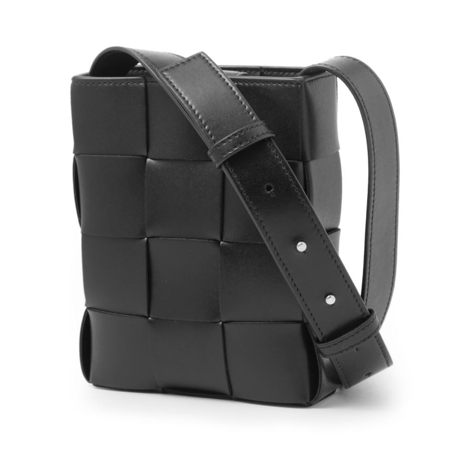 BOTTEGA VENETA（ボッテガ・ヴェネタ） フォンホルダー PHONE POUCH