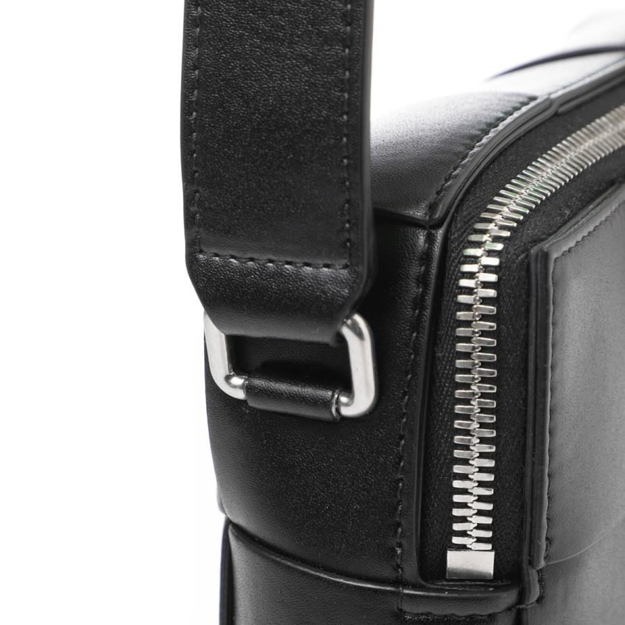 BOTTEGA VENETA ボッテガヴェネタ クロスボディバッグ CASSETTE