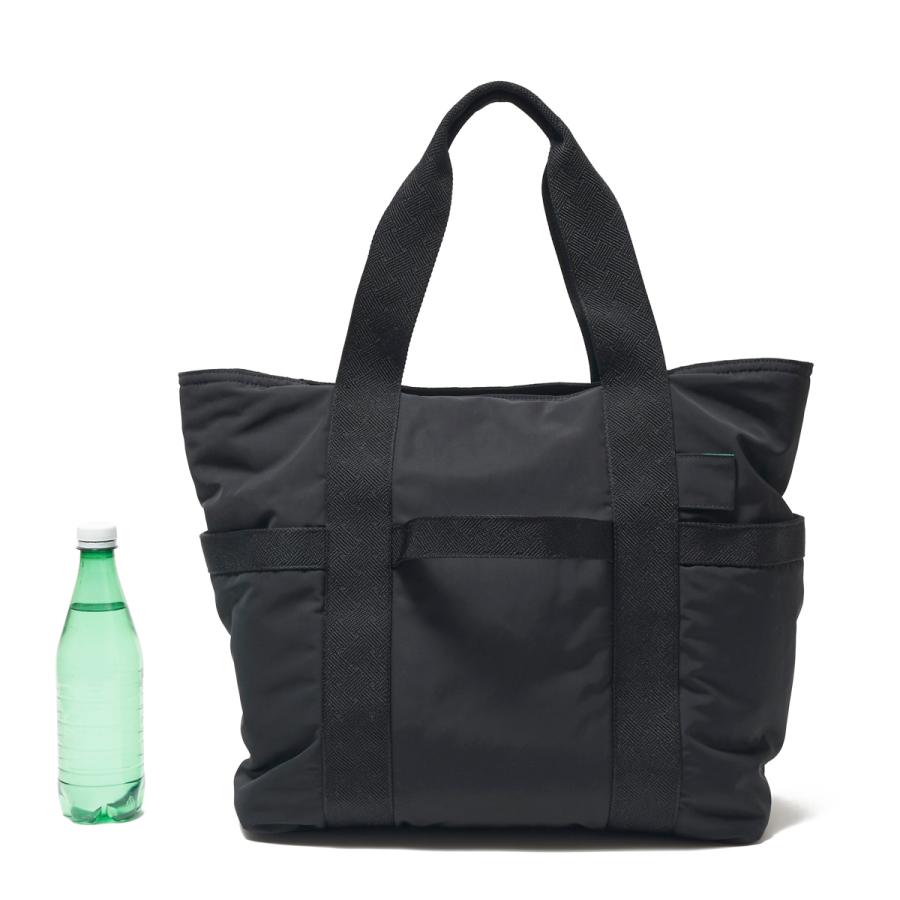 BOTTEGA VENETA（ボッテガ・ヴェネタ） トートバッグ VOYAGER ブラック