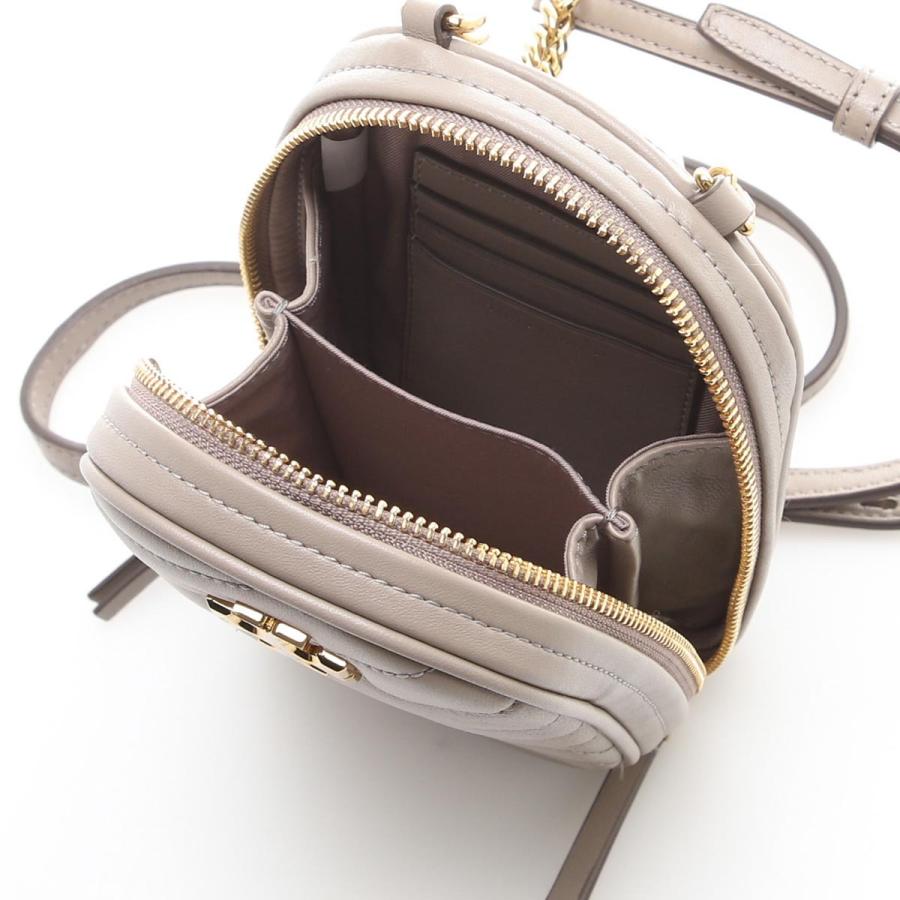 トリーバーチ TORY BURCH クロスボディバッグ KIRA CHEVRON N/S フォン トリーバーチ TORY BURCH クロスボディバッグ KIRA CHEVRON N/S フォン