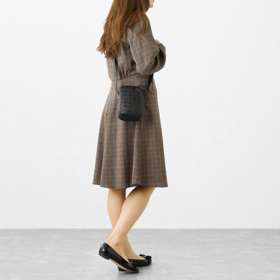 BOTTEGA VENETA ボッテガヴェネタ クロスボディバッグ フォンポーチ