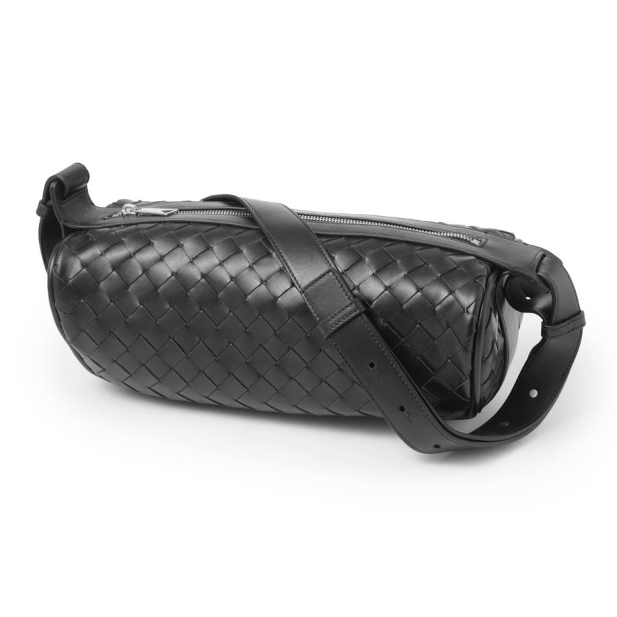 BOTTEGA VENETA（ボッテガ・ヴェネタ） ベルトバッグ INTRECCIATO