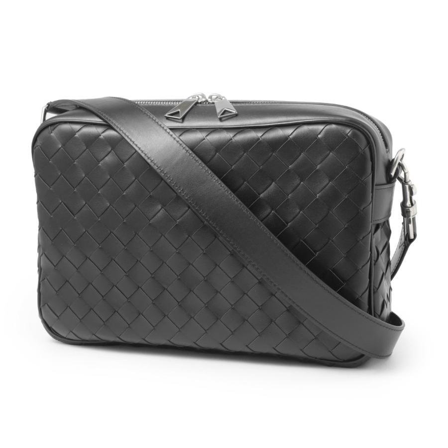 BOTTEGA VENETA（ボッテガ・ヴェネタ） クロスボディバッグ