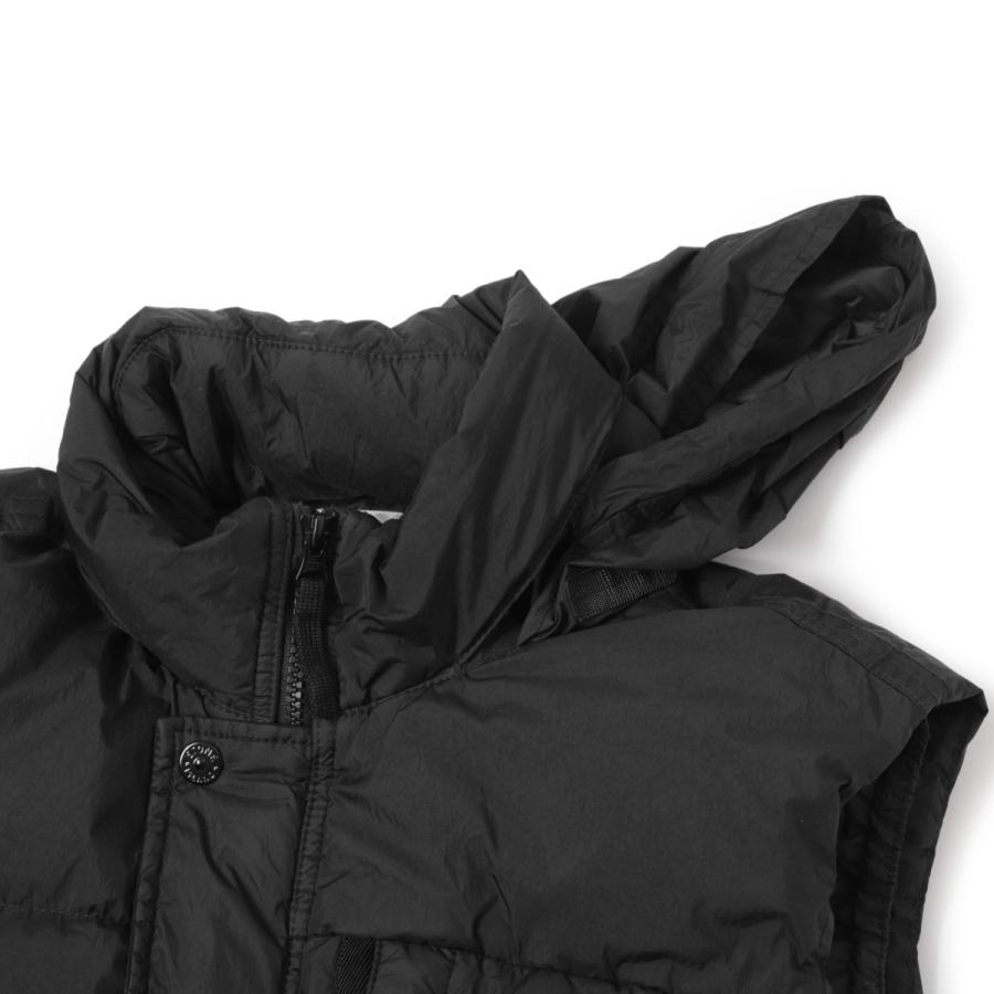 ストーンアイランド リサイクルナイロン シワ加工 ダウンベスト STONE ISLAND NYLON VEST(ストーンアイランド シワ加工入り ナイロン