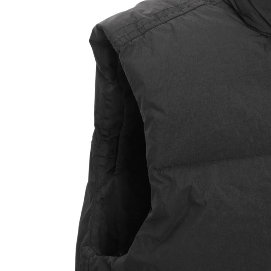 ストーンアイランド リサイクルナイロン シワ加工 ダウンベスト STONE ISLAND NYLON VEST(ストーンアイランド シワ加工入り ナイロン