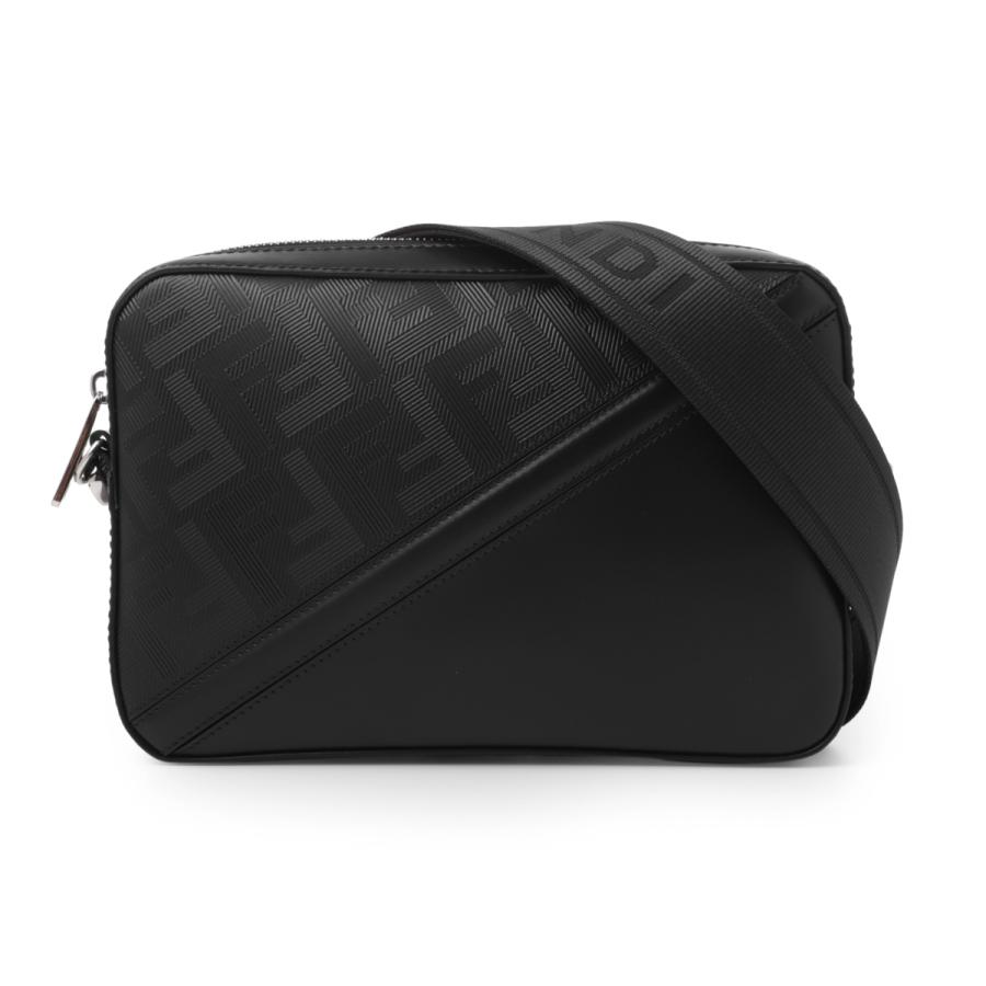 FENDI フェンディ ショルダーバッグ ダイアゴナル カメラケース 7M0286 AQW1 F0GXN メンズ ブラック FENDI（フェンディ） ショルダーバッグ DIAGONAL CAMERA CASE ブラック