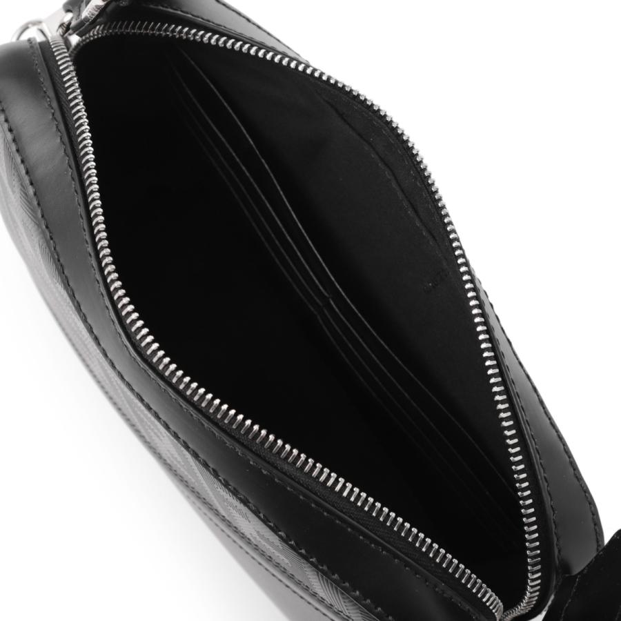 FENDI（フェンディ） ショルダーバッグ DIAGONAL CAMERA CASE ブラック