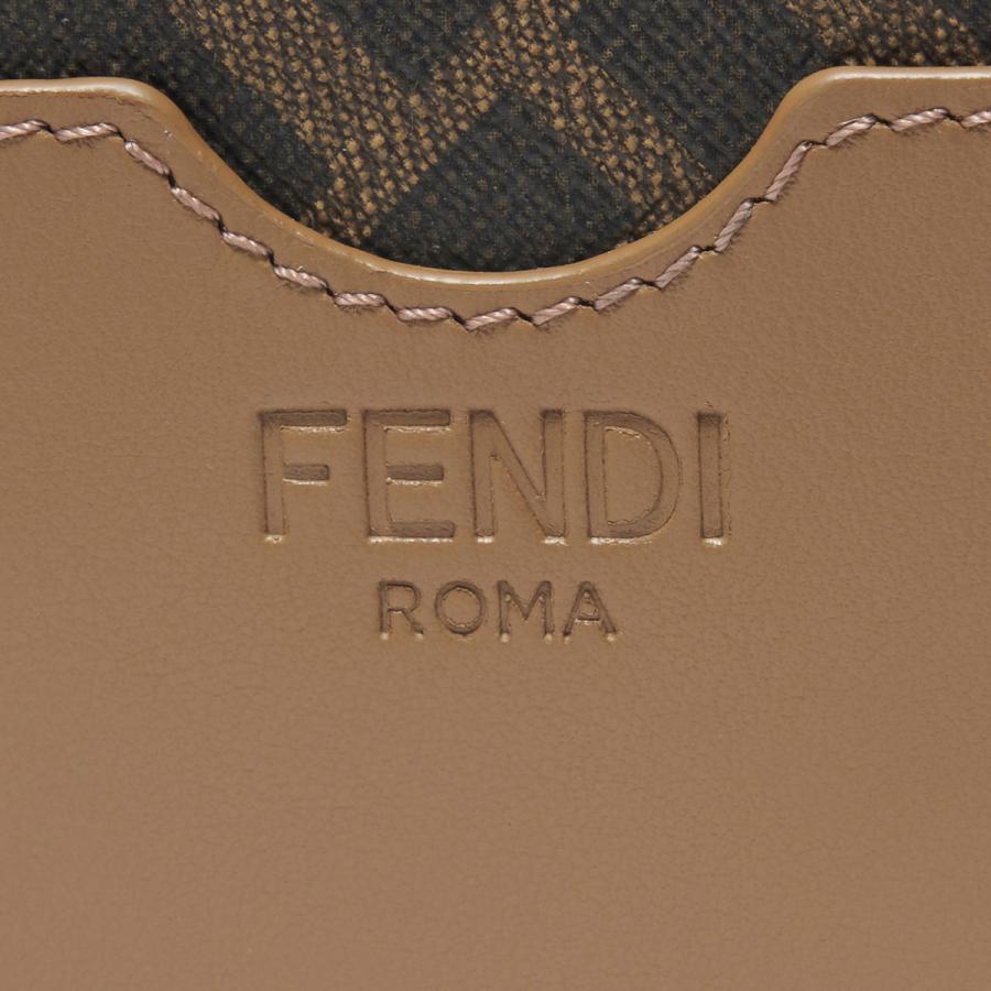 FENDI（フェンディ） ミニクロスボディバッグ ブラウン メンズ 7m0344