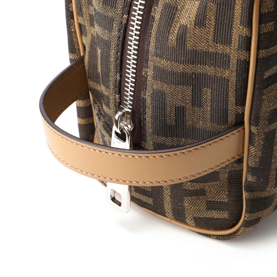 FENDI（フェンディ） クラッチバッグ FF TOILETRY CASE セカンドバッグ