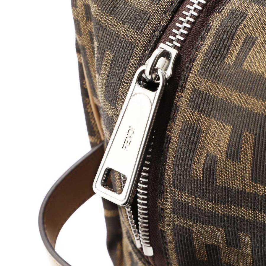 FENDI（フェンディ） クラッチバッグ FF TOILETRY CASE セカンドバッグ