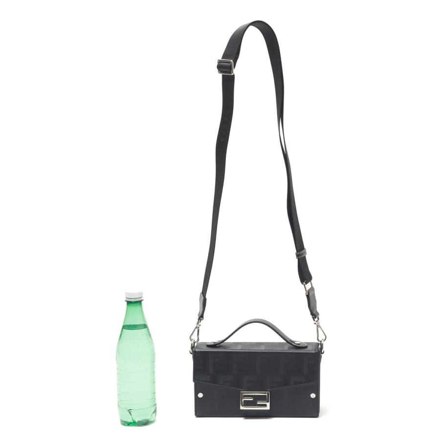 FENDI クロスボディバッグ FENDI フェンディ クロスボディバッグ 2WAY ハンドバッグ