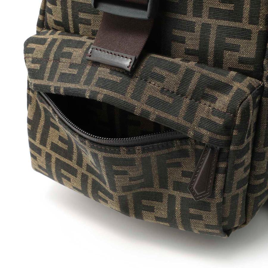 FENDI フェンディ バックパック FENDINESS SMALL BACKPACK FENDI フェンディ バックパック FENDINESS SMALL BACKPACK