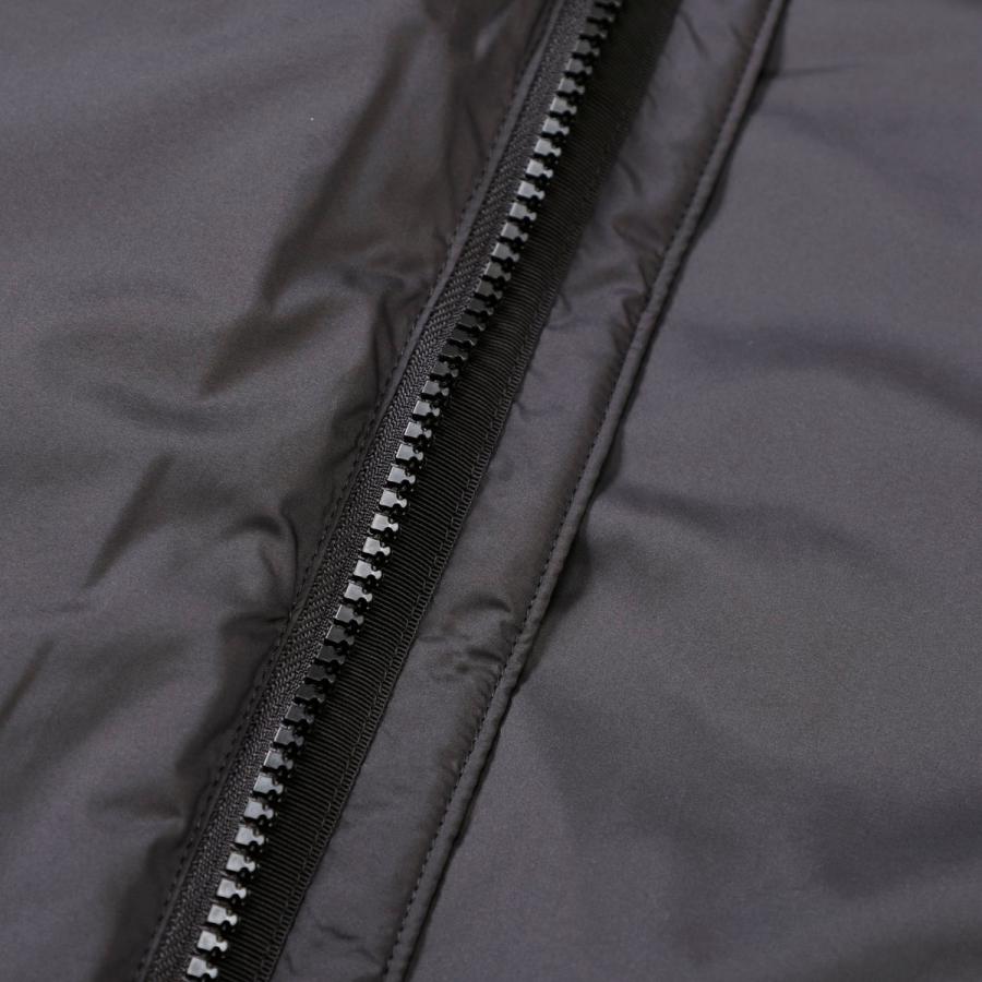 ✨美品✨ Burberry BRIT メガチェック ナイロンジャケット L 黒 ✨美品✨ Burberry BRIT メガチェック ナイロンジャケット L 黒