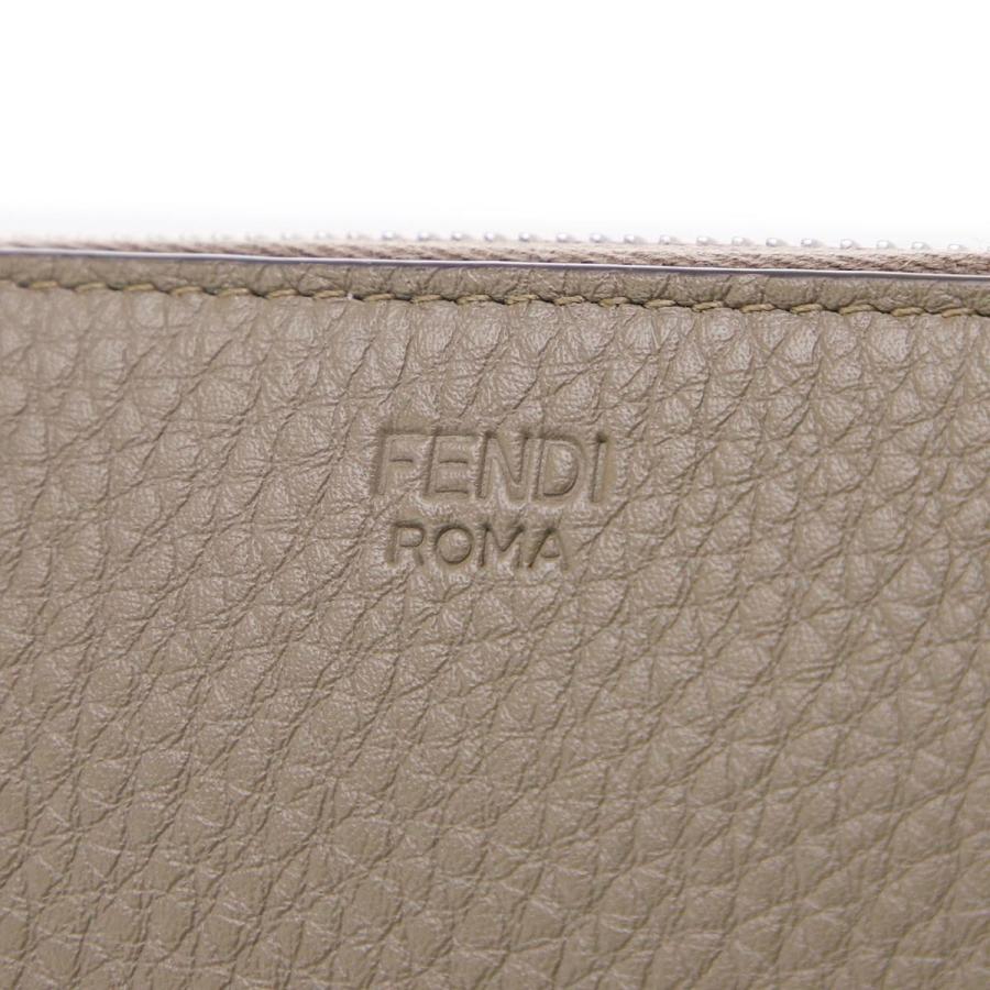 FENDI（フェンディ） ラウンドファスナー 長財布 小銭入れ付き