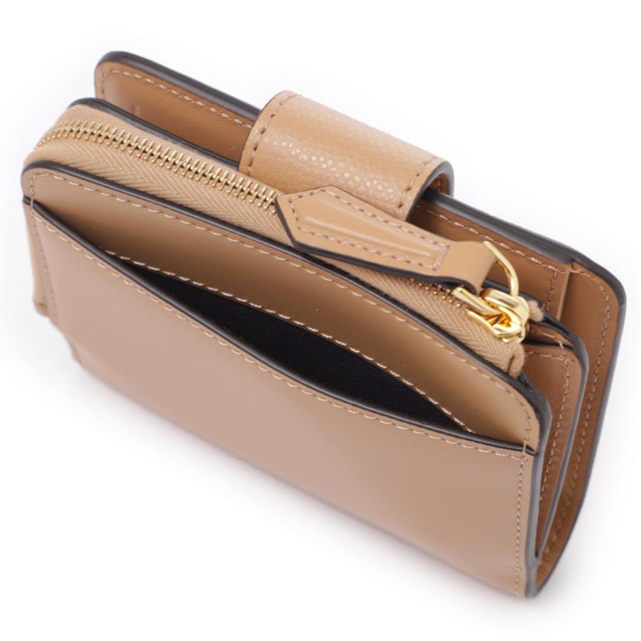 FENDI（フェンディ） FENDI 2つ折り財布 小銭入れ付き FF DIAMOND