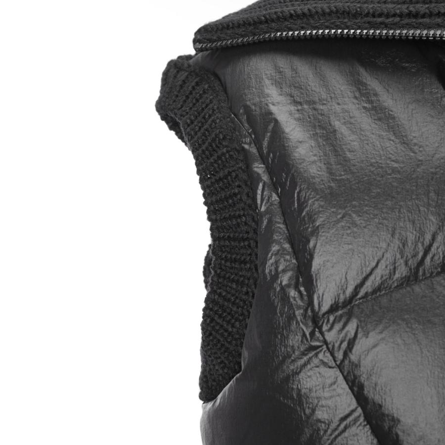 MONCLER（モンクレール） ダウン切り替え ベスト ジレ ブラック