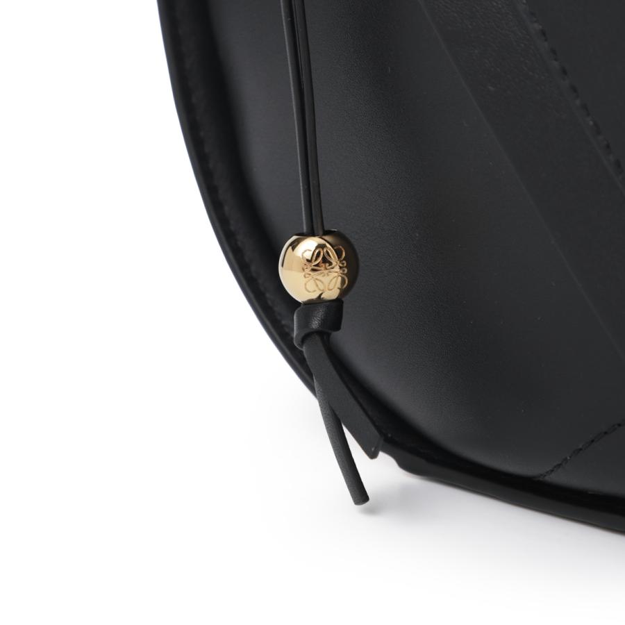 LOEWE（ロエベ） ショルダーバッグ HAMMOCK SLICE BAG クロスボディ