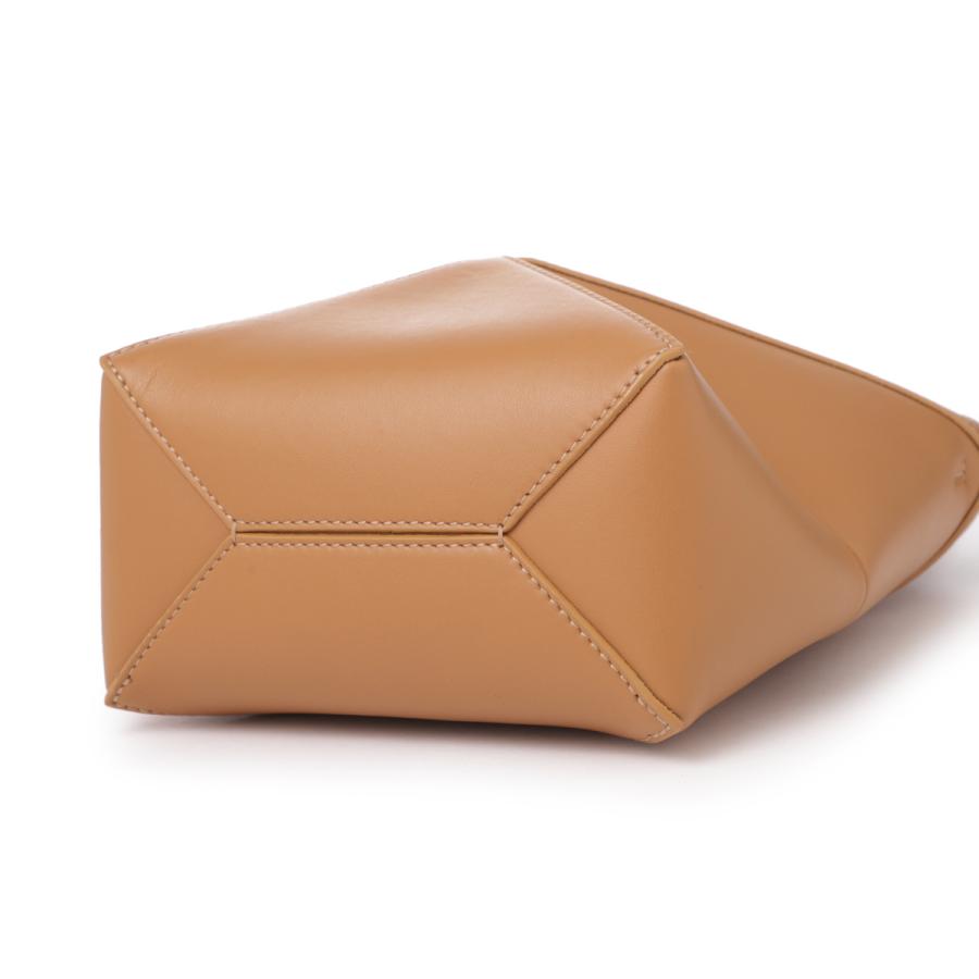 LOEWE ショルダーバッグ　ミニ LOEWE Mini Puzzle Edge Leather Shoulder Bag | Saks Fifth Avenue