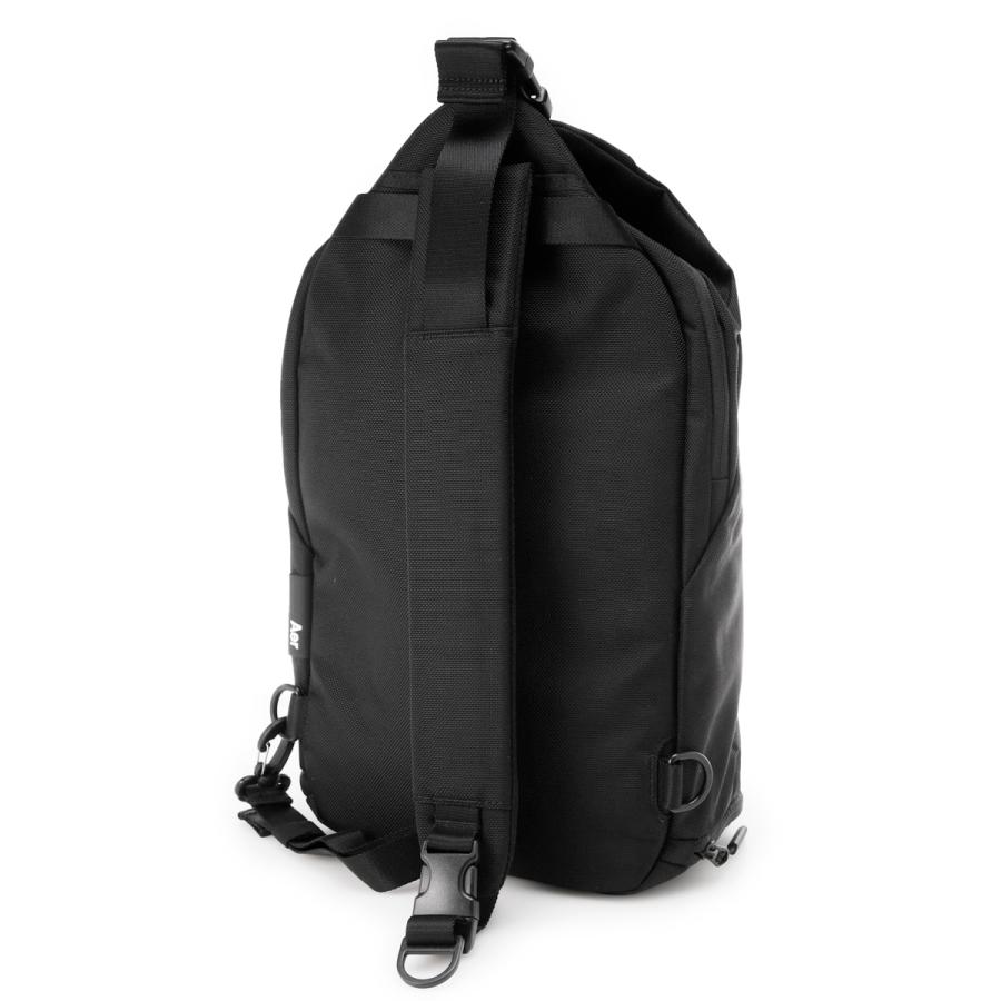 極上美品　AER スリングバッグ　ブラック ！ エアー Aer エアー ボディバッグ 縦型 Aer Sling Bag 3 スリングバッグ