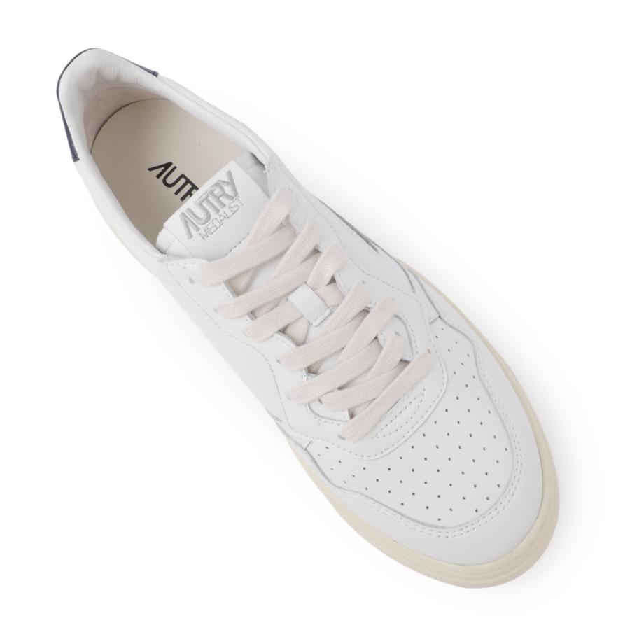 オートリー AUTRY スニーカー MEDALIST LOW SNEAKERS 大きい