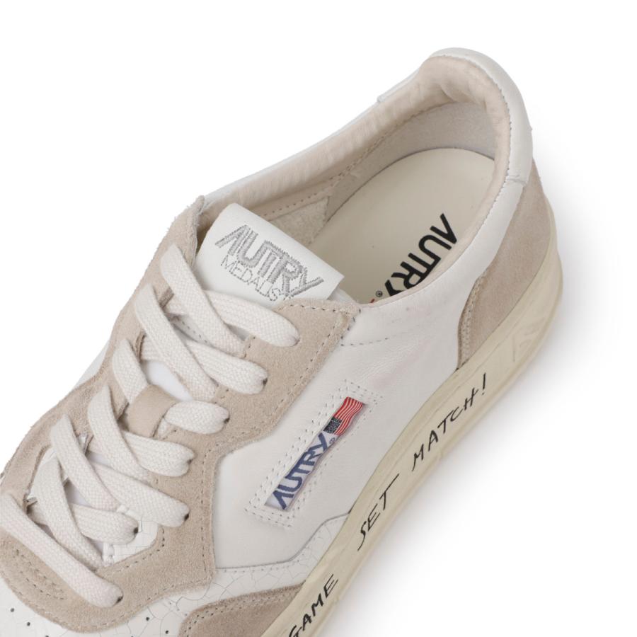 オートリー AUTRY スニーカー MEDALIST LOW SNEAKERS SUEDE 大きい