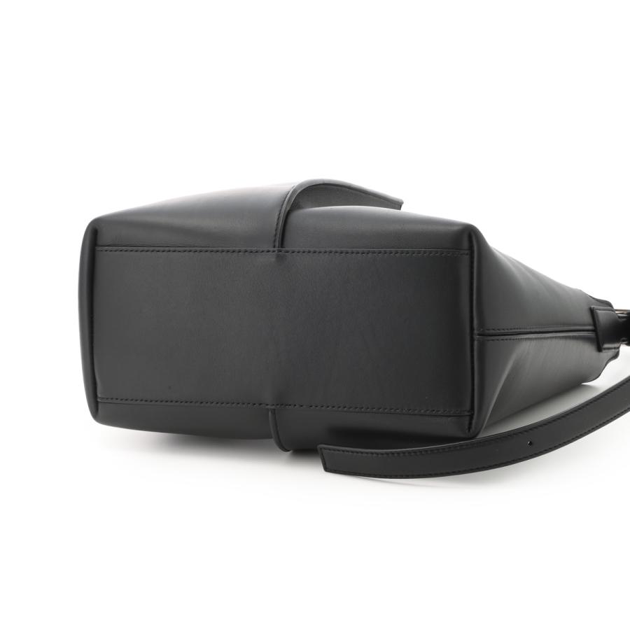 LOEWE（ロエベ） ショルダーバッグ BILBAO BUCKET MEDIUM ビルバオ
