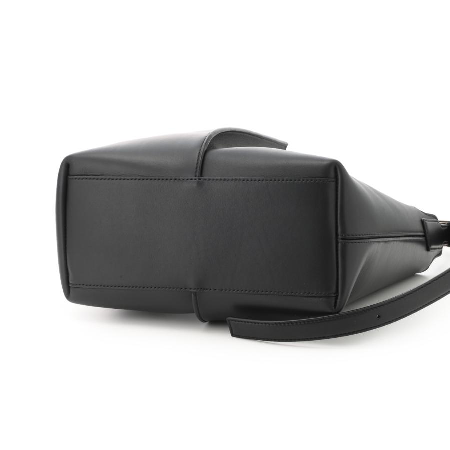 LOEWE（ロエベ） ショルダーバッグ BILBAO BUCKET MEDIUM ビルバオ