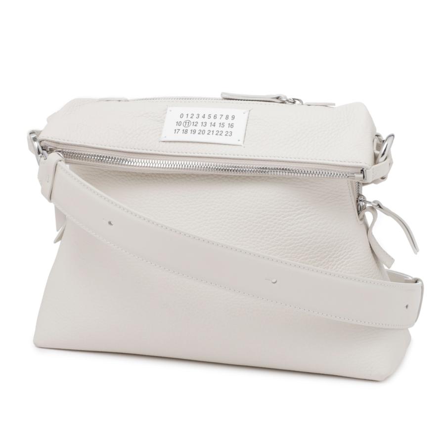 Margiela　メゾンマルジェラ　ショルダーバッグ付き　ナイロンジャケット　白 Margiela メゾンマルジェラ ショルダーバッグ付き ナイロン