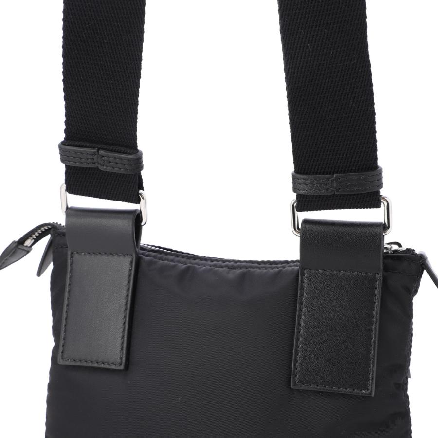 メゾンマルジェラ Maison Margiela ショルダーバッグ ZIP LINE CAMERA