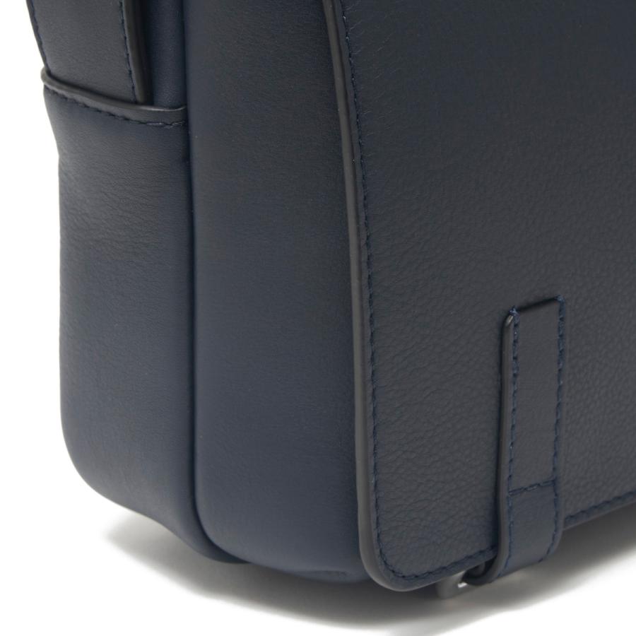 LOEWE（ロエベ） クロスボディバッグ MILITARY MESSENGER BAG