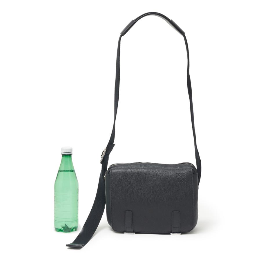 LOEWE（ロエベ） クロスボディバッグ MILITARY MESSENGER BAG