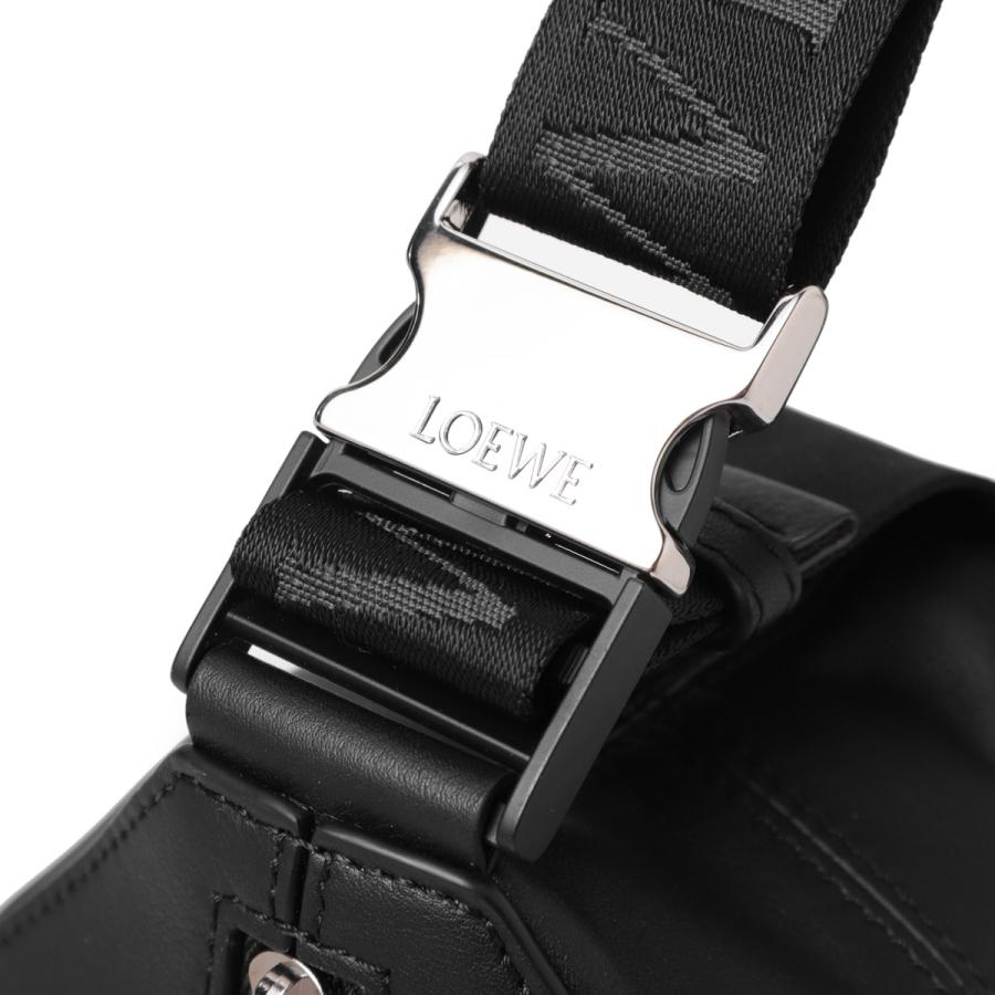 LOEWE（ロエベ） クロスボディバッグ CONVERTIBLE SLING