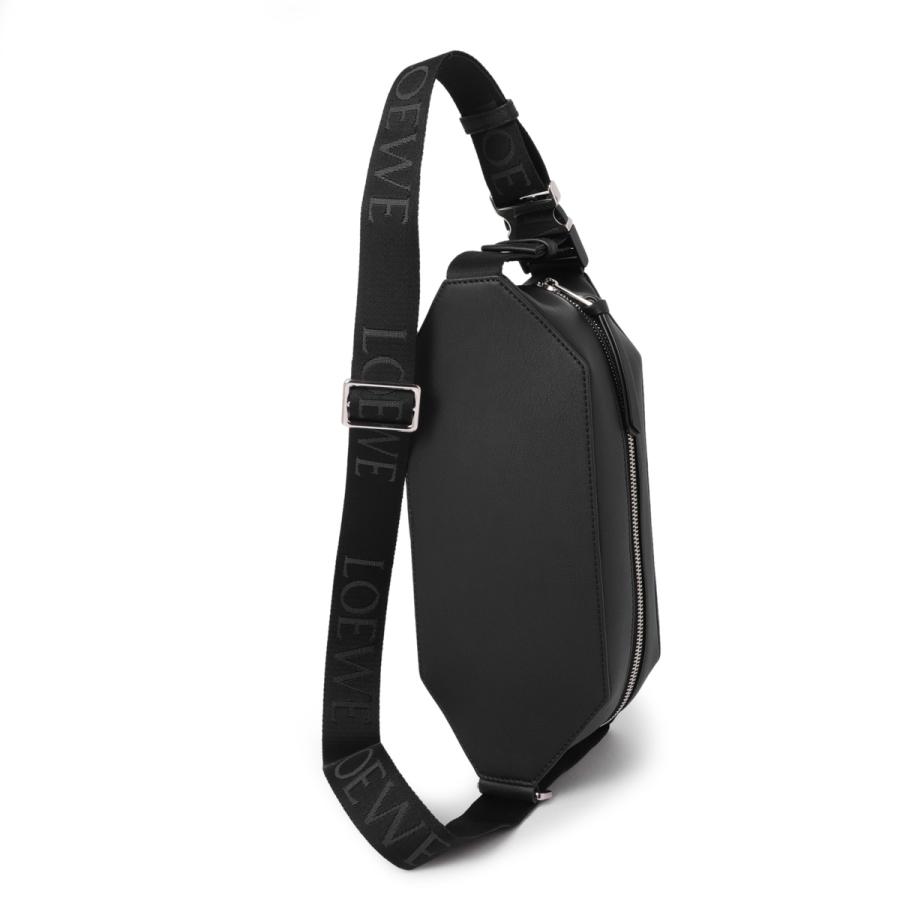 LOEWE（ロエベ） クロスボディバッグ CONVERTIBLE SLING