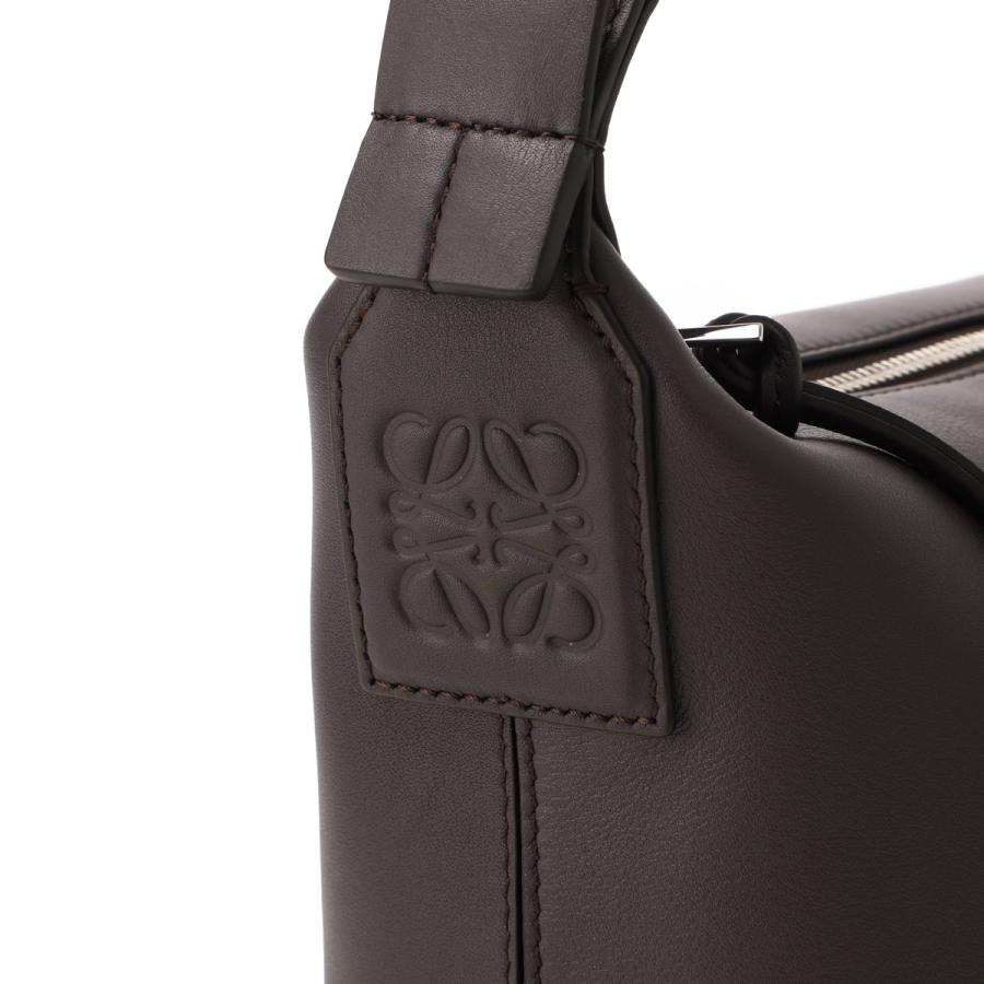 LOEWE（ロエベ） ショルダーバッグ CUBI CROSSBODY SMALL クロスボディ