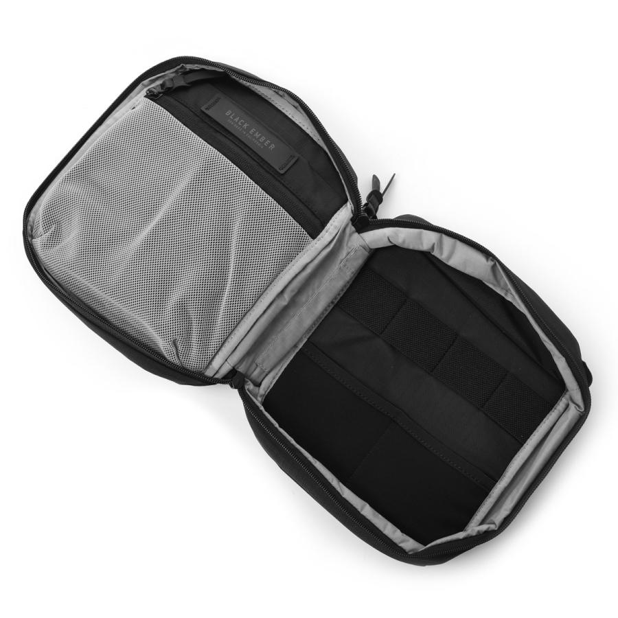 ブラックエンバー BLACK EMBER ガジェットポーチ BOARDING KIT MINI バッグインバッグ トラベルポーチ ブラック メンズ boarding-kit-mini-jetblack_4