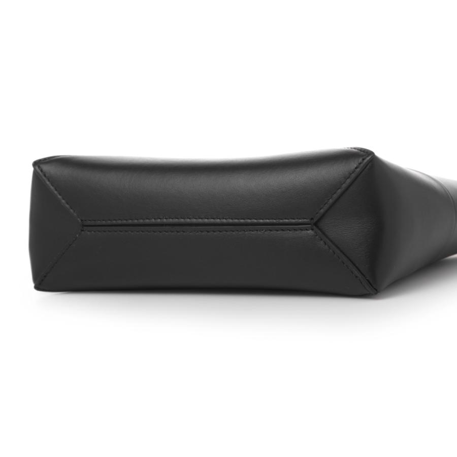LOEWE ショルダーバッグ ブラック LOEWE ショルダーバッグ