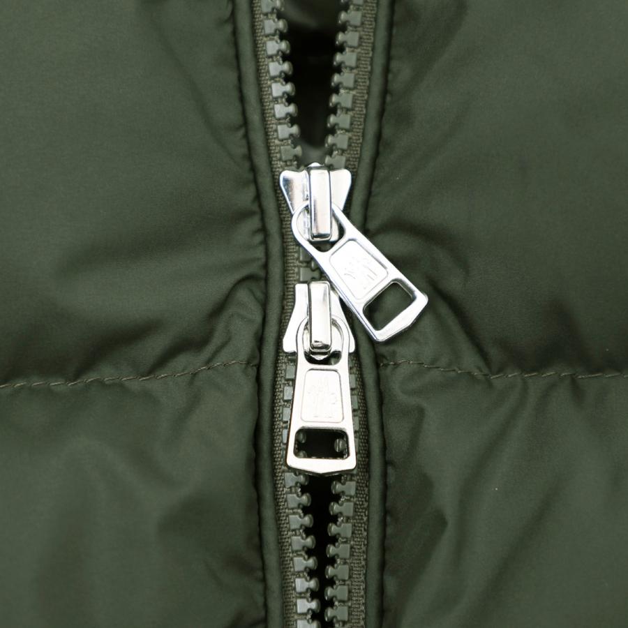 MONCLER（モンクレール） ダウンベスト CARDAMINE 大きいサイズあり