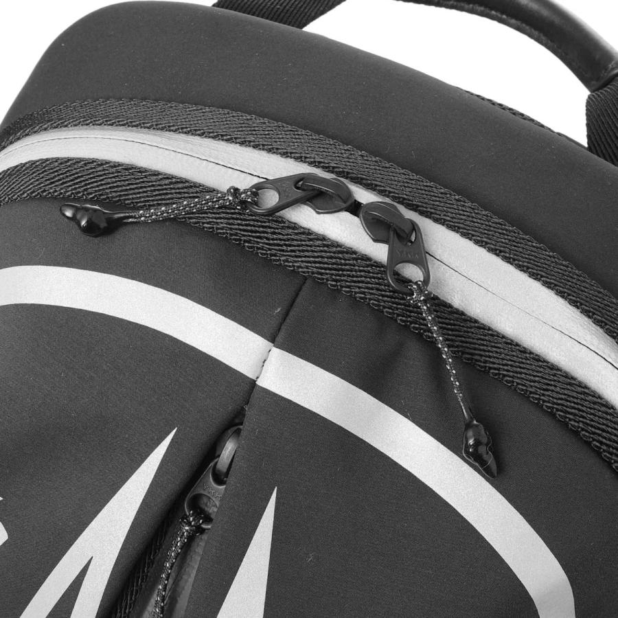 MONCLER（モンクレール） バックパック ブラック メンズ cut-backpack
